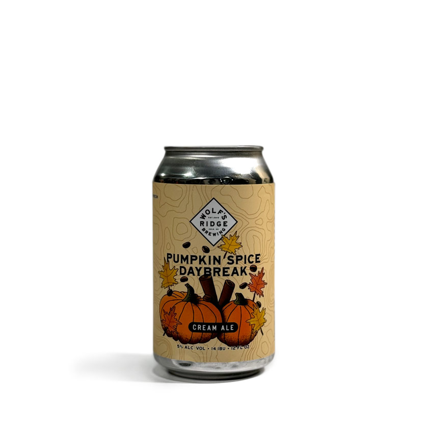 Wolf’s Ridge Brewing Pumpkin Spice Daybreak Cream Ale in a 12-ounce can, featuring pumpkins and cinnamon sticks on the label, photographed for Denimbmc.com’s pumpkin beer reviews.